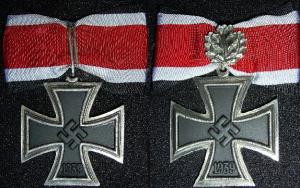 knights cross and knights cross with oakleaves clasp