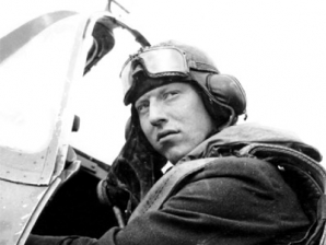 "Ginger" Lacey, ο μεγαλύτερος μέντορας του Beurling